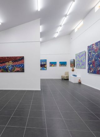 Gawura Gallery exhibits Aboriginal Art and Fine Arts in Glen Innes, Country NSW